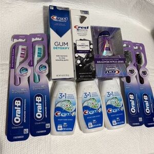 Crest Oral-B Advanced Whitening Toothbrush and Scope Bundle - Purple and Blue